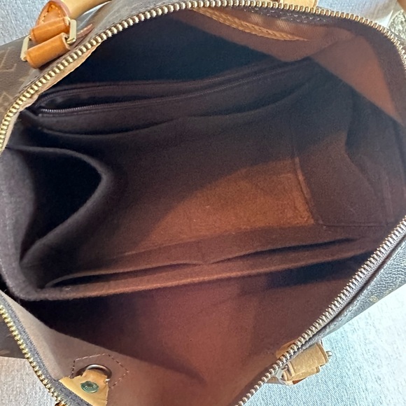 Louis Vuitton Speedy 35 - Picture 8 of 8